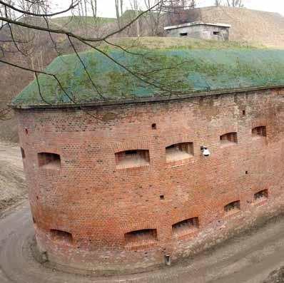 Część II Gdańsk Umocnienia Góry Gradowej chwili montujemy trzecią taką instalację, a to jeszcze nie jest koniec.