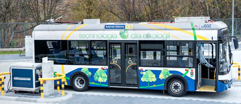 Liderzy w EKOtransporcie! Kraków jest pierwszym miastem w Polsce, które uruchomiło regularną linię obsługiwaną wyłącznie autobusami elektrycznymi.