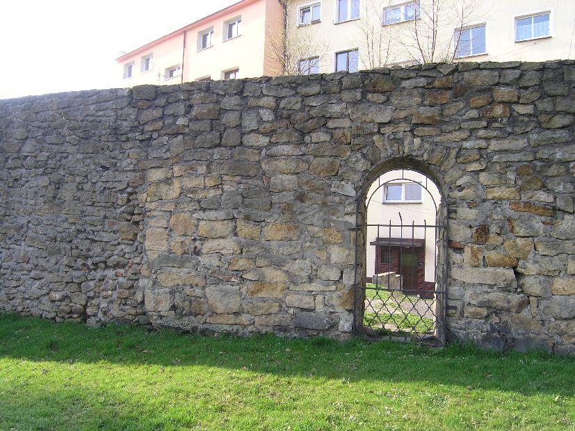 wtórne pęknięcia. Fot. 12.