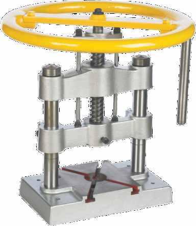 IX. Prasy ręczne Prasy ręczne śrubowe to maszyny wywierające nacisk na przedmiot obrabiany