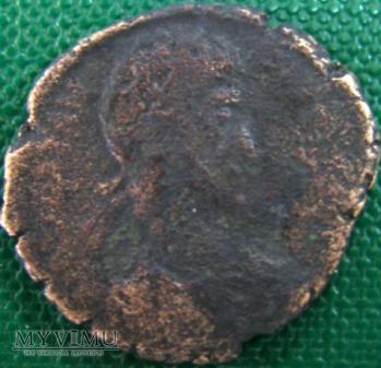 Konstancjusz II (37-36)-centenionalis 35-354 Konstancjusz II (37-36)-centenionalis 35-354 Muzeum użytkownika Datowanie: 35 moneta - centenionalis,