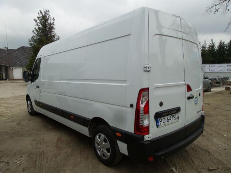 strona 9