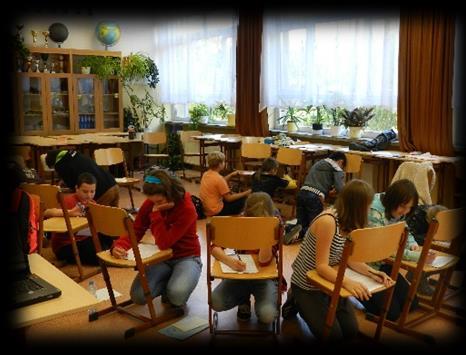 wzrost kompetencji medialnych uczniów i uczennic, w tym m. in.
