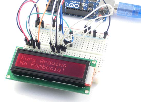 Chwilowe wyłączanie wyświetlacza LCD i Arduino. Usuwanie zawartości LCD Testując wyświetlanie tekstów na LCD możesz zauważyć, że czasami nachodzą one na siebie.