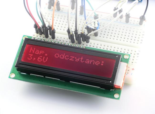 7 7 0 lcd.setcursor(0, 0); //Ustawienie kursora lcd.print("nap. odczytane"); lcd.setcursor(0,); lcd.print("0.00v"); double odczyt; void loop() { odczyt = analogread(a0)*.0/.0; //Wartość napięcia lcd.