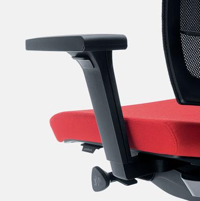 Thanks to 3D armrests: