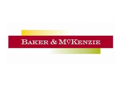 oraz Baker & McKenzie, w wykonaniu Umowy zawartej dnia kwietnia r.