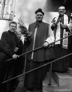 Emerytura i dalsze działania W 1984 r. ksiądz Jastak przeszedł na emeryturę, ale to nie oznaczało, że zaprzestał społecznej działalności.