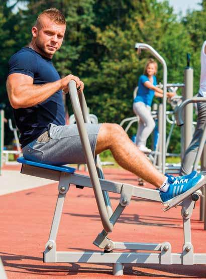 Trening na zewnętrznych siłowniach zmniejsza stres i łagodzi ogólne napięcie. Przebywanie w przyjemnym otoczeniu zieleni wpływa pozytywnie na ogólny nastrój samopoczucie.