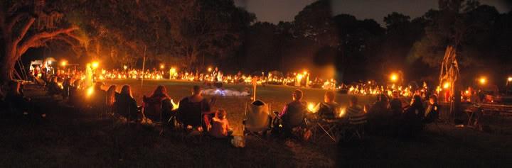 -Samhain- najważniejsze celtyckie święto, którego nazwa oznacza koniec lata (sam e fuin).