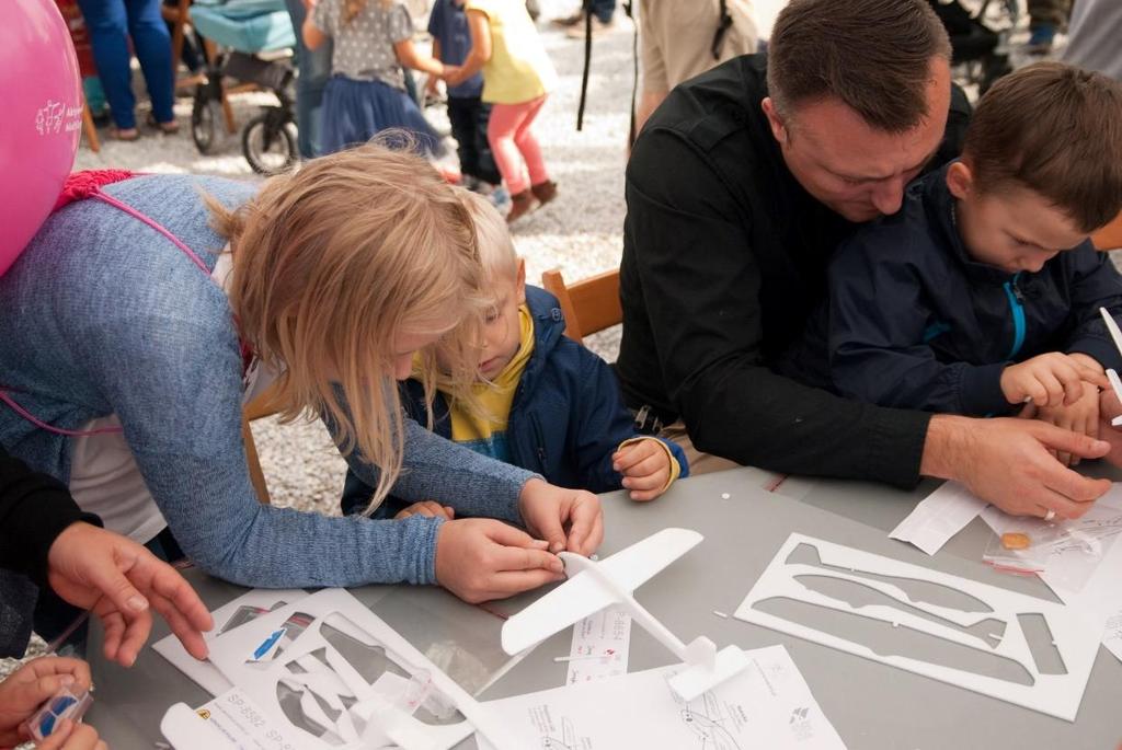 XIII WARSZAWSKIE DNI RODZINNE To wydarzenie, w ramach którego cała stolica zamienia się w jeden wielki plac zabaw.