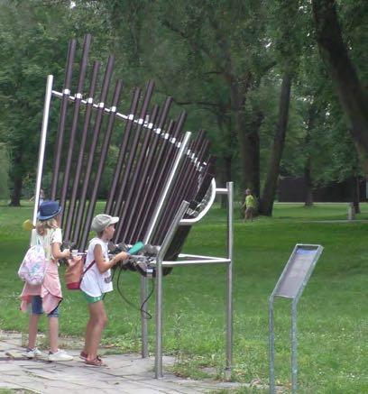 , znaleźć się we wnętrzu kalejdoskopu i wykonać wiele innych eksperymentów.