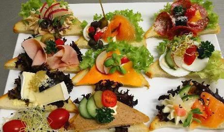 cena: 50 zł/patera (łącznie 15 szt.