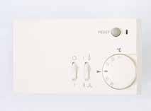 Numer katalogowy: 0629048 Rozbudowany termostat pomieszczeniowy z przełącznikiem lato/zima, sygnalizacją awarii i przyciskiem resetowania, służy do sterowania 1 urządzenia w oparciu o temperaturę