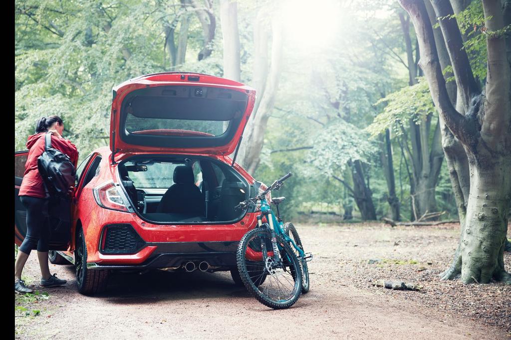 Dobrze więc wiedzieć, że Twoja nowa Honda Civic pomieści wszystkie rzeczy, które