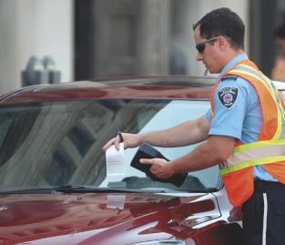 mobilet to również narzędzia administracyjne dla operatorów systemu parkingowego i transportowego oraz aplikacja mobilna dla służb