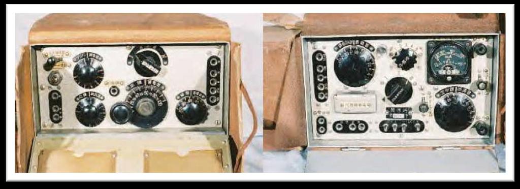 Radiostacja Model 95 Typ 5 (z lewej odbiornik, z prawej nadajnik) Radiostacja Model 94 3A umożliwiała pracę emisją telegraficzną i telefoniczną.