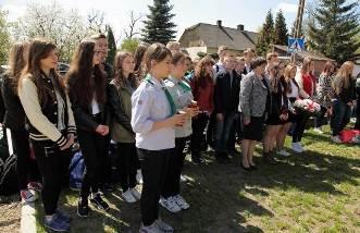 świętokrzyskim, w szczególności ofiar pacyfikacji Chęcin i Wolicy z okolicznymi wsiami z 1944