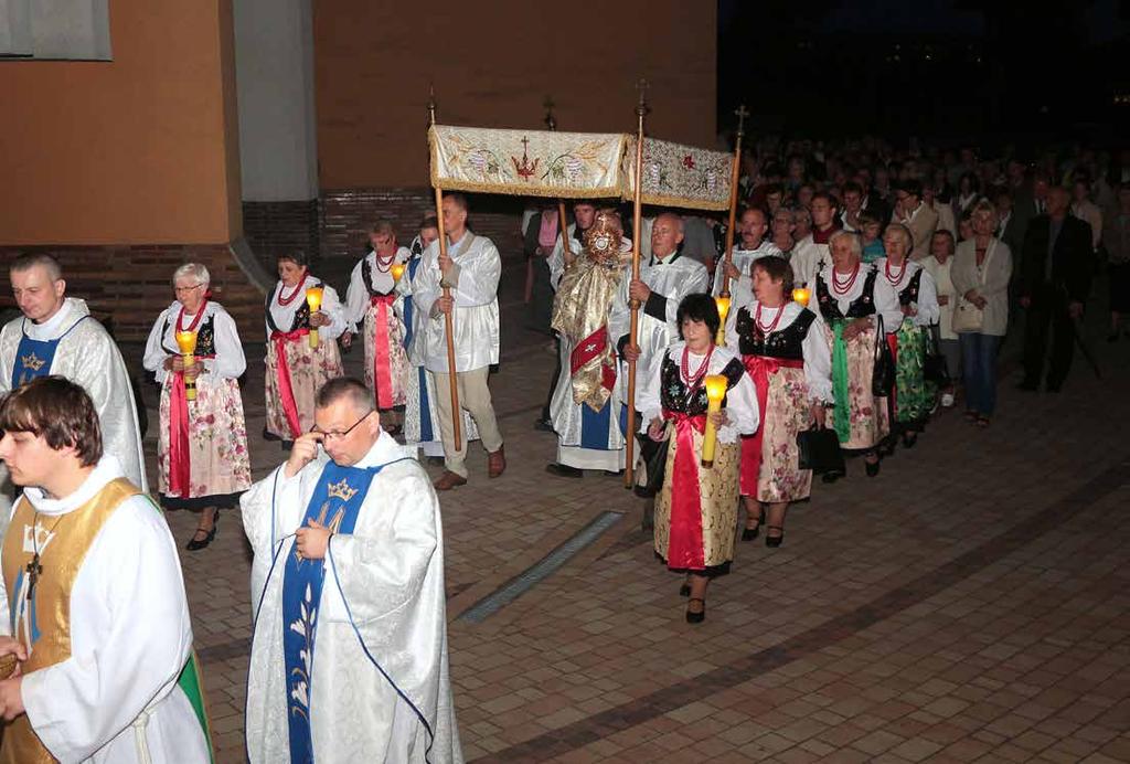 Modlitwa nie jest dodatkiem do życia, lecz bardzo ważnym z jego trzech elementów, oprócz pracy i odpoczynku powiedział w homilii Ksiądz Biskup.