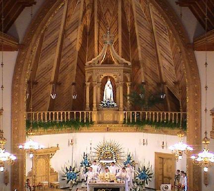 10 atrakcji Zakopanego 8. Sanktuarium Matki Bożej Fatimskiej Sanktuarium wybudowane zostało jako podziękowanie za ocalenie papieża Jana Pawła II po zamachu z 13.05.1981 r.
