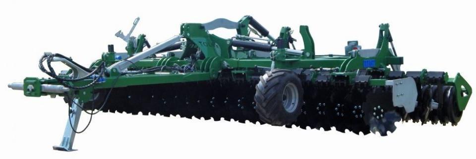 BRONA KOMPAKTOWA HYDRAULICZNIE SKŁADANA Regulacja położenia belek talerzowych [kg] CENA NETTO talerz Ø 560 mm CENA NETTO talerz Ø 610 mm CENA NETTO talerz Ø 560 mm Z URZĄDZENIEM TRAKCYJNYM CENA NETTO