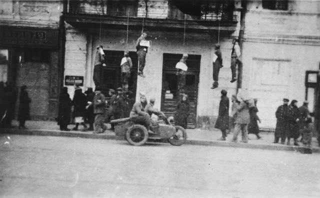 Straceni bez sądu Cywile powieszeni przez Niemców w Charkowie 1941 r.