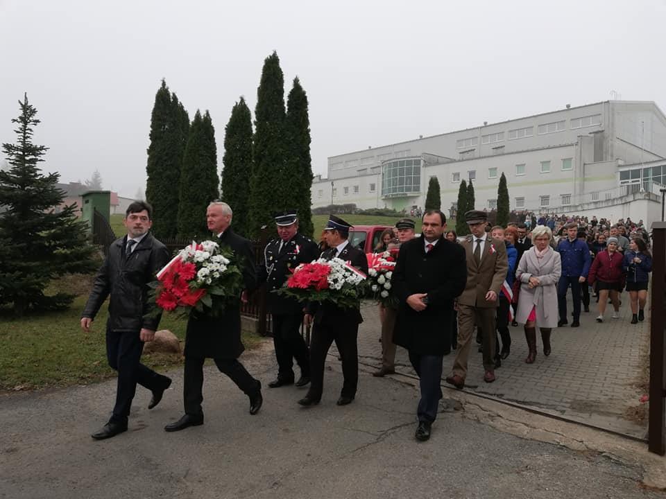 Chociaż od chwili odzyskania przez Polskę niepodległości minęło100 lat, czas nie może zatrzeć w naszej pamięci