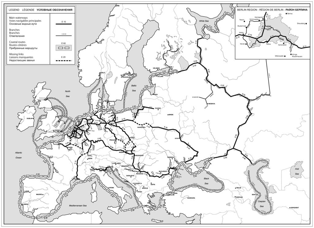 Ryc. 3. Drogi wodne Europy Źródło: [http://www.unece.org/fileadmin/dam/trans/doc/2010/sc3wp3/e_water_10.pdf]. w praktycznych aspektach użytkowych.