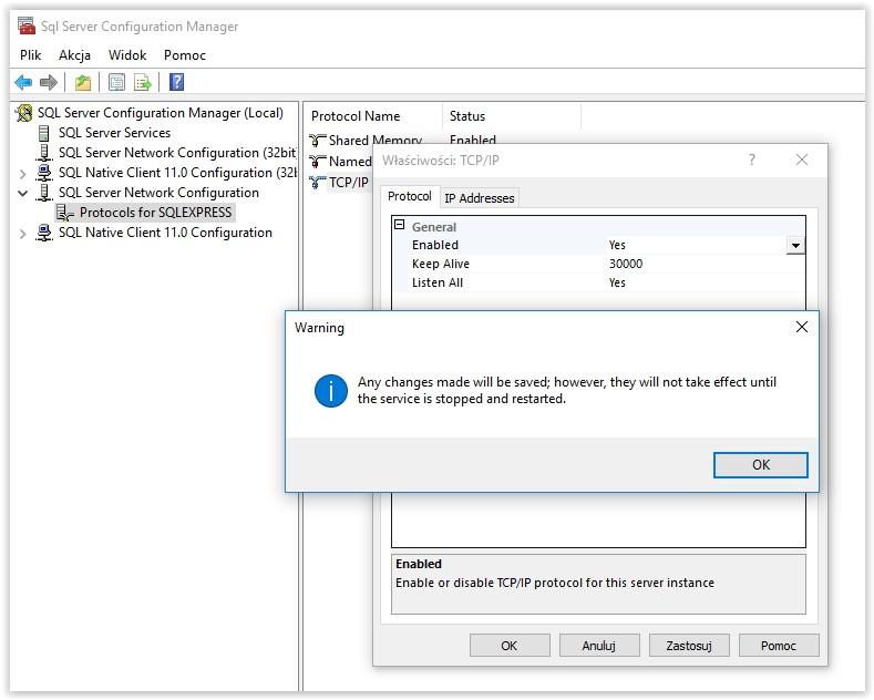 Aby przeprowadzić restart procesu serwera SQL powracamy do listy "SQL Server Services", zaznaczamy linię