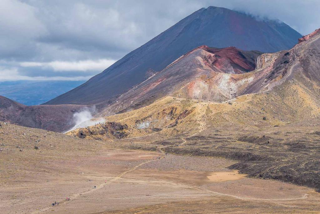 Nowa Zealndia Czerwony Krater Tongariro sierpień 1 2 3 4 5 6 7 8 9 10 11 Justyna, Piotra Gustawa, Kariny Lidii, Nikodema Dominika, Protazego Marii, Oswalda Sławy, Jakuba Konrada, Kajetana Emiliana,