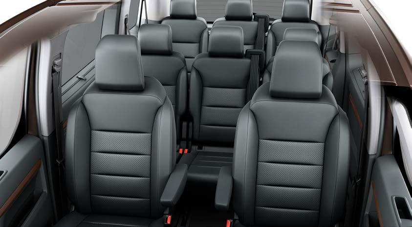 PROACE VERSO FAMILY Główne elementy (dodatkowe względem wersji Business) 17" felgi stalowe + pełne kołpaki Klimatyzacja automatyczna dwustrefowa Klimatyzacja w tylnej części (dotyczy wersji Medium i