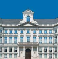 Fundator Nagrody Fundacja Kronenberga przy Citi Handlowy powstała w 125. rocznicę założenia Banku Handlowego w Warszawie S.A.