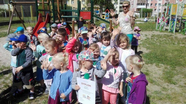 DZIEŃ DZIECKA Z okazji Dnia Dziecka w naszym przedszkolu odbył się wewnątrz przedszkolny turniej sportowy.