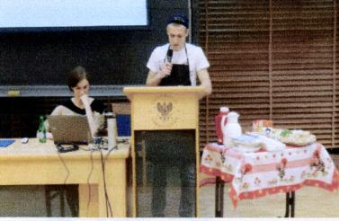 Series Geographica-Physica o numerze ISSN 0071-6715 wydawanego do roku 2010 przez oddział PAN w Krakowie jako organ Komisji Nauk Geograficznych. 7. Następnie prof. dr hab.