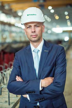 Połączenie tego typu jest powszechnie stosowane w konstrukcjach prefabrykowanych, ponieważ znacznie minimalizuje uciążliwą pracę polegającą na odginaniu prętów w tradycyjnych połączeniach. Fot. 5.
