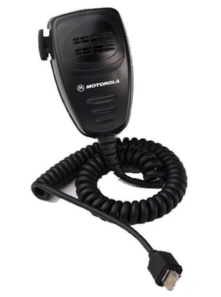 Podłączenie mikrofonu do radia cyfrowe Motorola DM340x i DM360x jest wymagane do korzystania z zestawu sprzętu do złącza zewnętrznego PMLN5072.