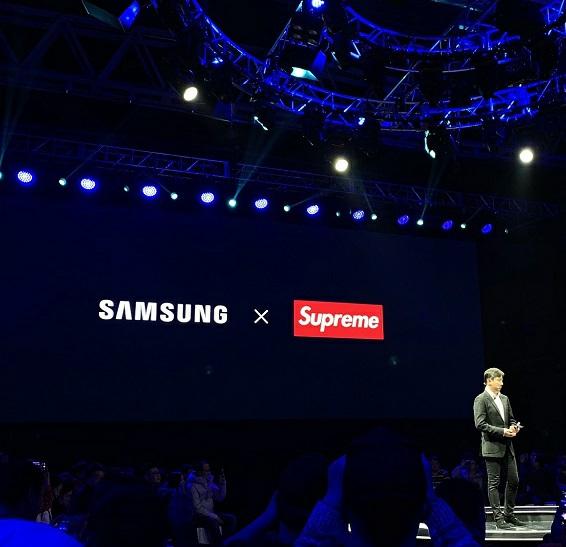 Czy to możliwe, że streetwearowy brand będzie kolaborował z Samsungiem? Otóż nie.
