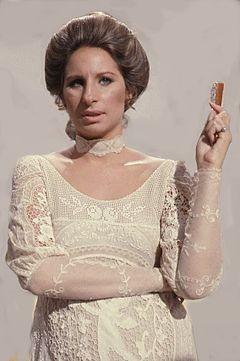Etymologia terminu W 2003 roku Barbra Streisand pozwała fotografa Kennetha Adelmana o naruszenie prywatności za umieszczenie zdjęcia lotniczego jej domu, Fotograf