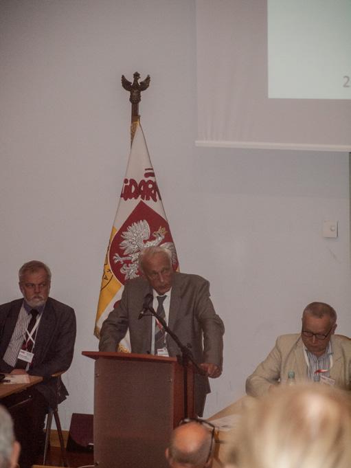 Domagano się przywrócenia zapisów dotyczących konieczności uzgadniania przez pracodawców spraw płacowych ze Związkami. Kto jest pracodawcą rektor minister?