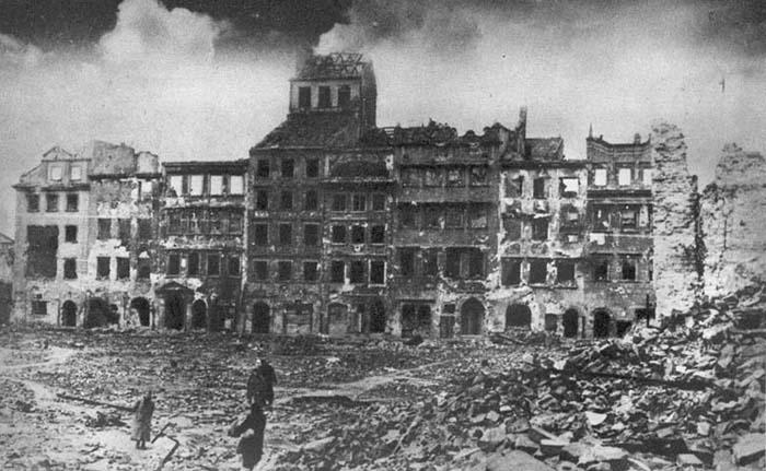 UPADEK 2 października opór polskich powstańców zakończył się.