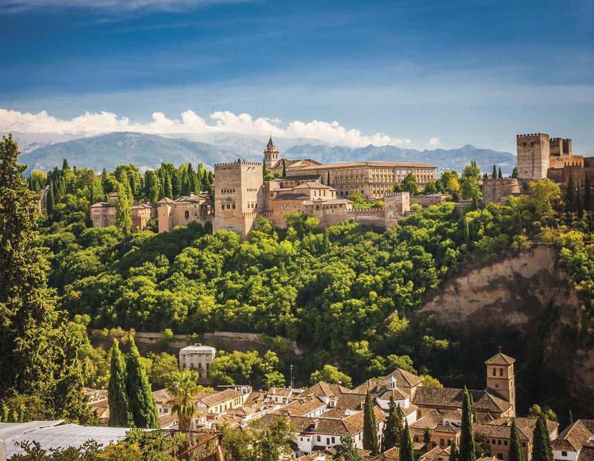 Granada to wspaniałe miejsce, w którym nie da się GRANADA Perła Andaluzji Granada jest jednym z najpiękniejszych historycznych miast Andaluzji, położone na południu Hiszpanii i zamieszkałe przez 310