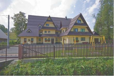 osobistego lub paszportu. W przypadku jego braku zamiennie realizowane jest wyjście do Aquaparku. Gubałówka Pasmo Gubałowskie - szczyt - 1126 m.n.p.m. Łysa Polana - Wodogrzmoty Mickiewicza - Morskie Oko Ząb - najwyżej położona wieś w Polsce - 1013 m.