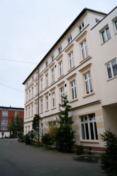 Latarnia morska Młyn wodny i spichlerz Kąpiele morskie i słoneczne, gry i zabawy, warsztaty dyskoteki i ogniska Ustka i Jarosławiec