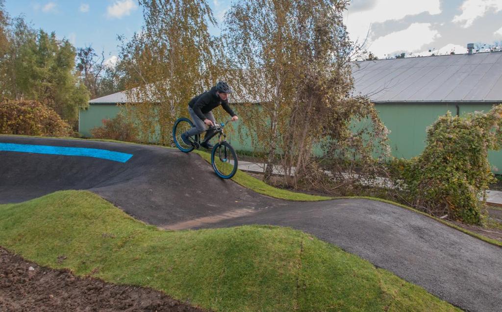 Oddano do użytku pumptrack przy ul. Akademickiej. Tor składa się z muld i wzniesień umożliwiających rozpędzenie roweru do prędkości pozwalającej na jazdę bez pedałowania i utrzymanie rytmu jazdy.