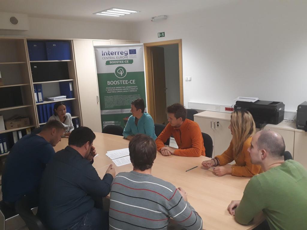 Spotkania grup docelowych w Słowenii Drugie spotkanie grupy docelowej projektu w Velenje Miasto Velenje i E-Institute organiowały dwa spotkania grupy docelowej w Velenje w dniach 10 i 29 paźdiernika