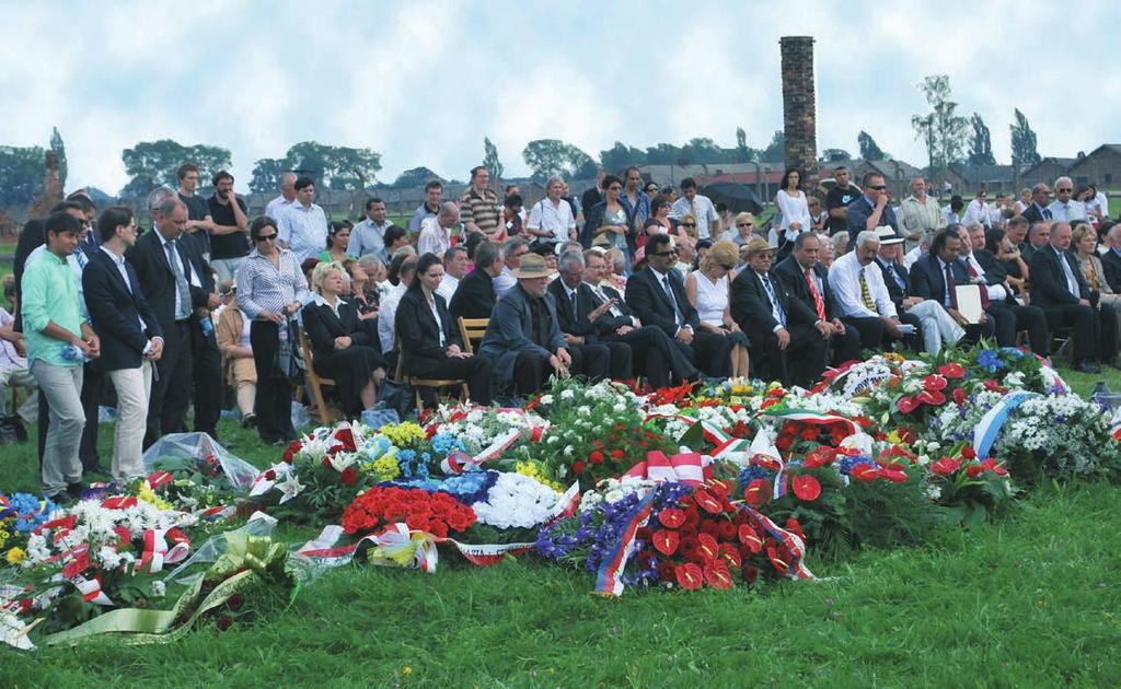 UPAMIĘTNIENIE AUSCHWITZ E.