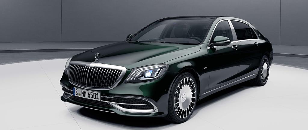 Osłona chłodnicy. Potężna osłona chłodnicy definiuje niezwykłą prezencję Klasy S Mercedes-Maybach. Podkreśla ona wyraziście ambicje technologicznego przywództwa.