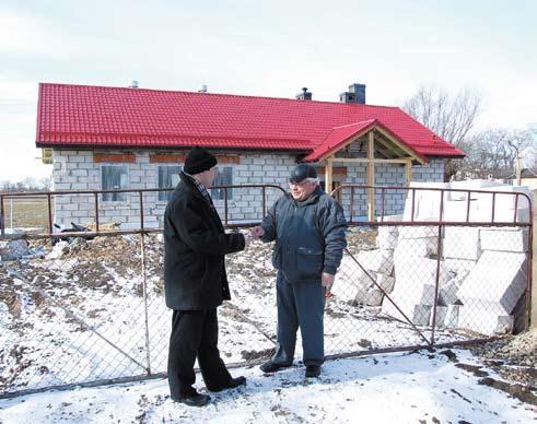Nowa świetlica w Tczewskich Łąkach Ruszyła przebudowa drogi w Rokitkach Budynek świetlicy wiejskiej w Tczewskich Łąkach już stoi. Prace prowadzone są zgodnie z przedłożonym harmonogramem.