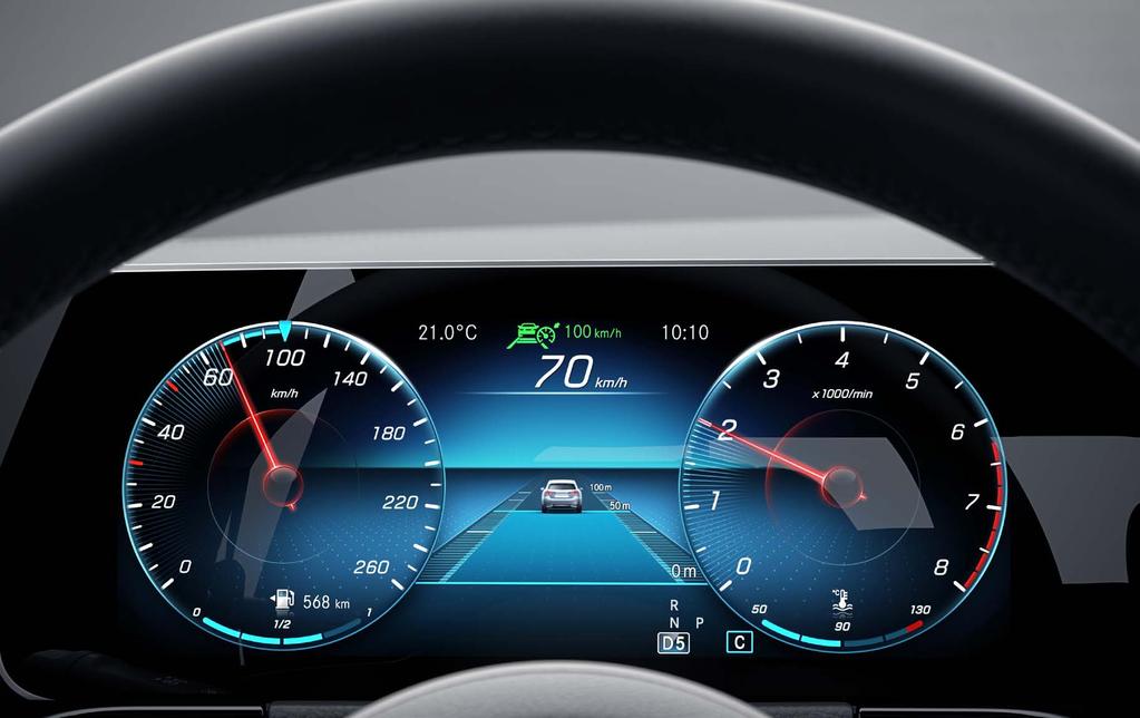 Wynika to z koncepcji Mercedes-Benz Intelligent Drive, sprawiającej, że każda jazda Mercedesem jest bezpiecznym i unikalnym przeżyciem. Ponieważ czas, jaki spędzasz za kierownicą, to Twój czas.