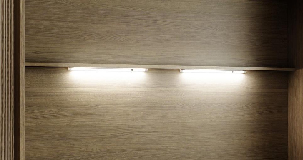 1 Led 40 Dwie indywidualnie lampki kątowe z wmontowanym